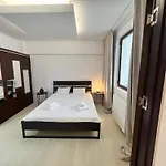 Apartman Lazynest - Charming Near Cismigiu Park Bukarest