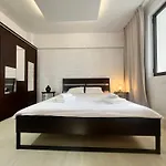 Apartman Lazynest - Charming Near Cismigiu Park Bukarest