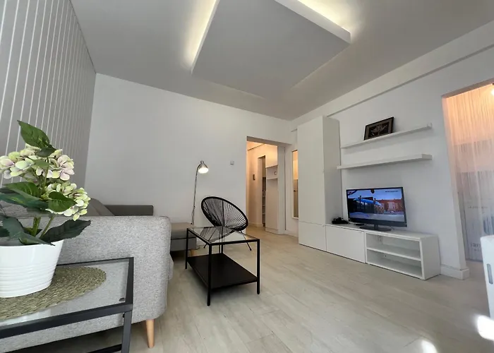 Apartmán Lazynest - Charming Near Cismigiu Park *