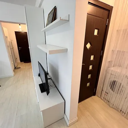 Lazynest - Charming Near Cismigiu Park Бухарест